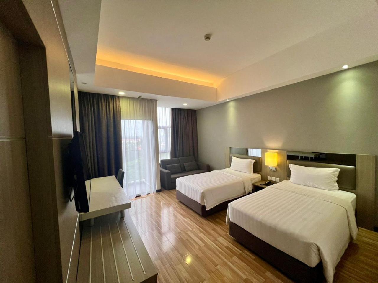 SDK Livingston Hotel מראה חיצוני תמונה