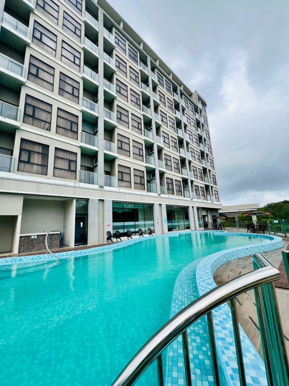 SDK Livingston Hotel מראה חיצוני תמונה